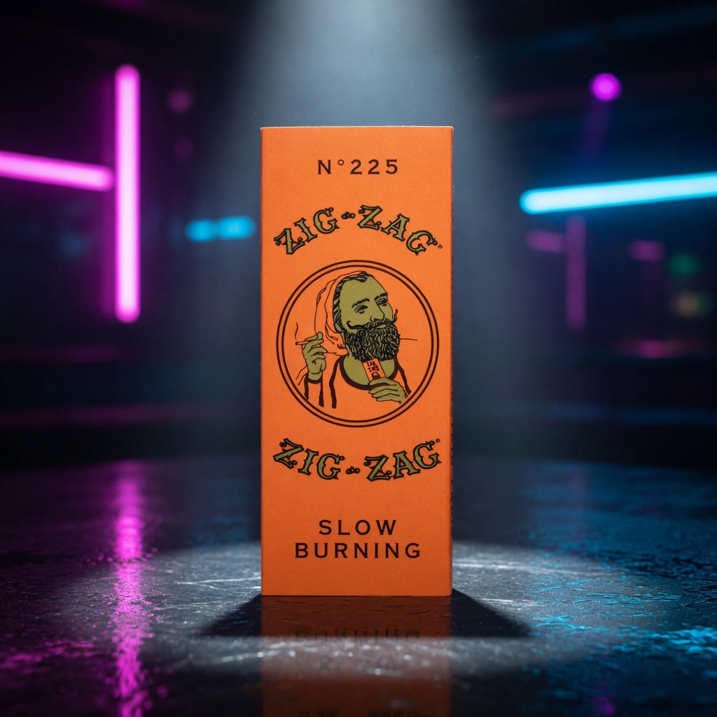 zig zag 1 1 4 rolling papers — club packshot